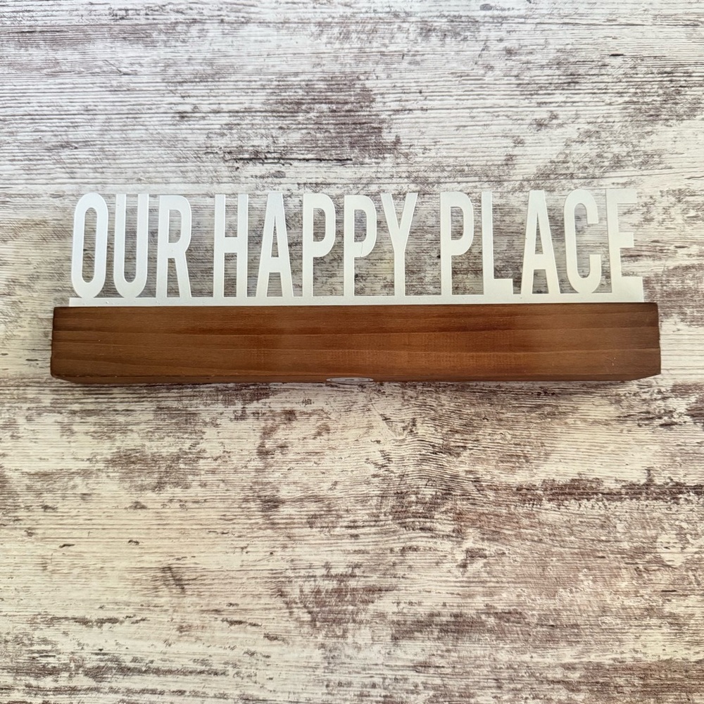 Wooden & White 'Our Happy Place' Decor